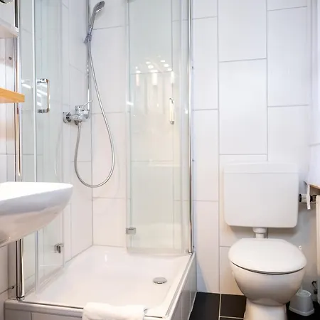 Szálloda Zum See, Titisee-Neustadt