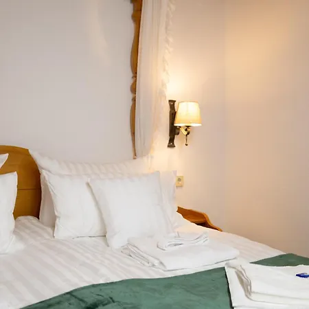 Zum See, Hotel