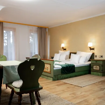 Hotel Zum See,